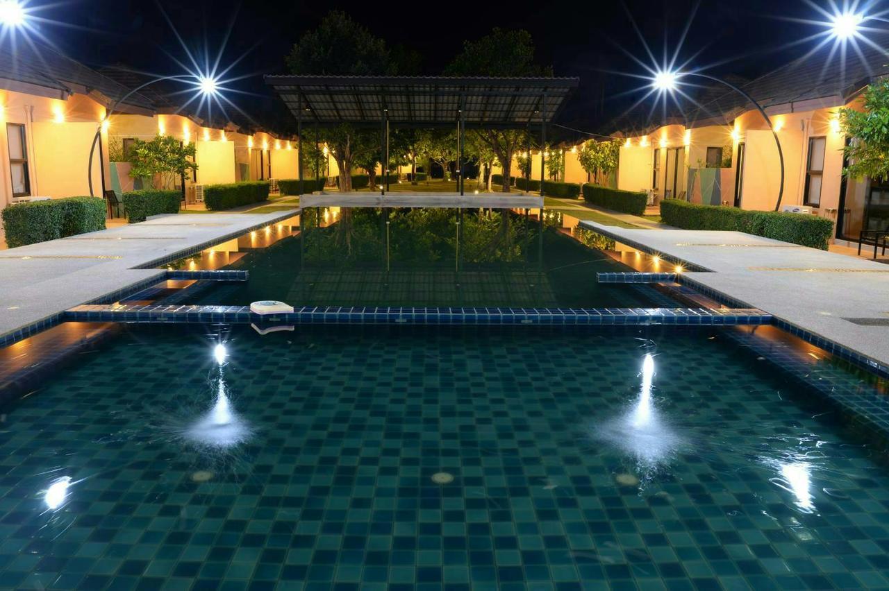 Green Adamas Resort チュンポーン エクステリア 写真