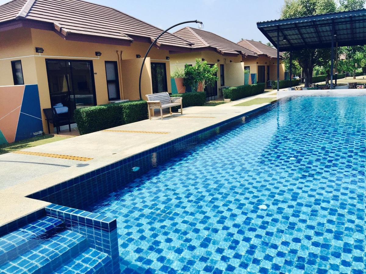 Green Adamas Resort チュンポーン エクステリア 写真