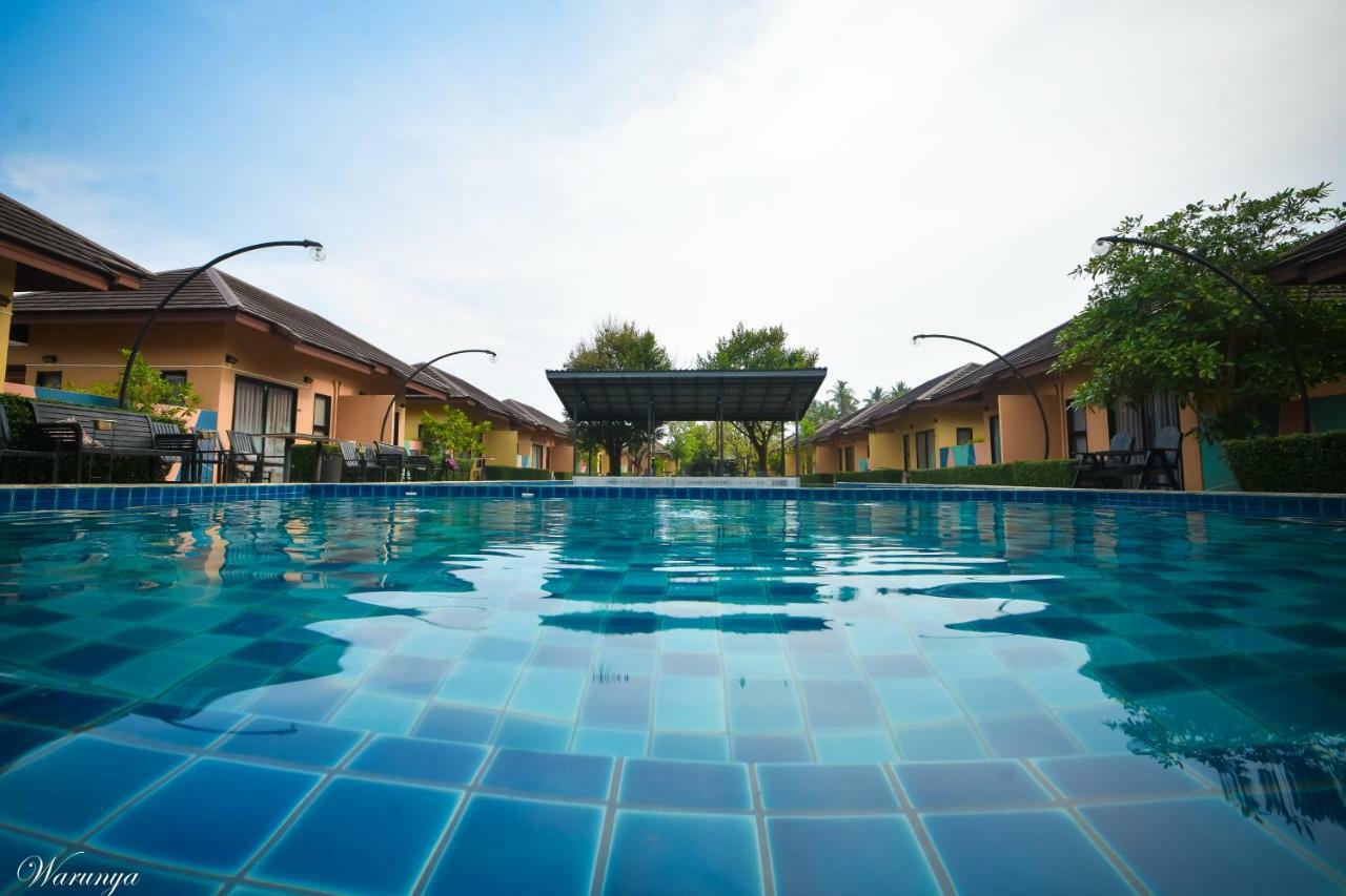 Green Adamas Resort チュンポーン エクステリア 写真